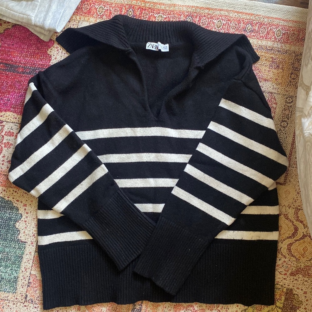 Zara stripped sweater size S